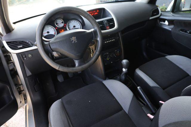 PEUGEOT 207 1.4 ECO GPL 75CV 5Porte Sport per NEOPATENTATI