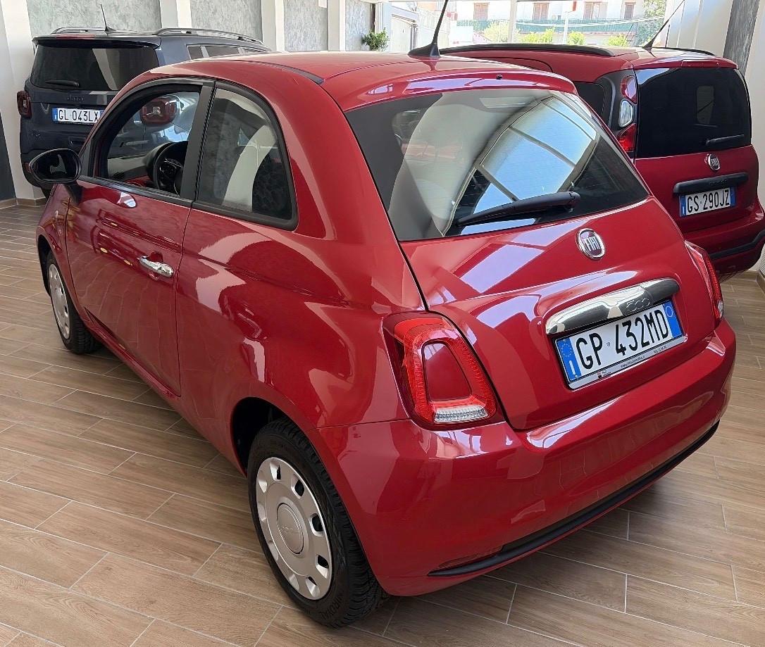 Fiat 500 1.0 Hybrid Red