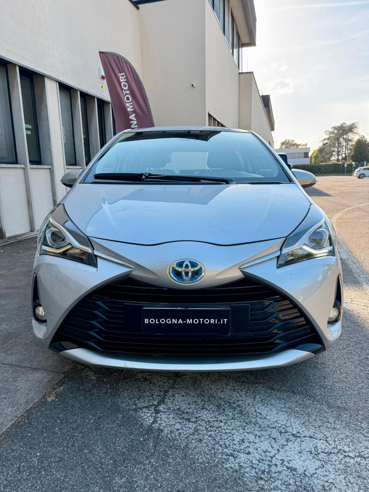 Toyota Yaris 1.5 Hybrid 5 porte Cool