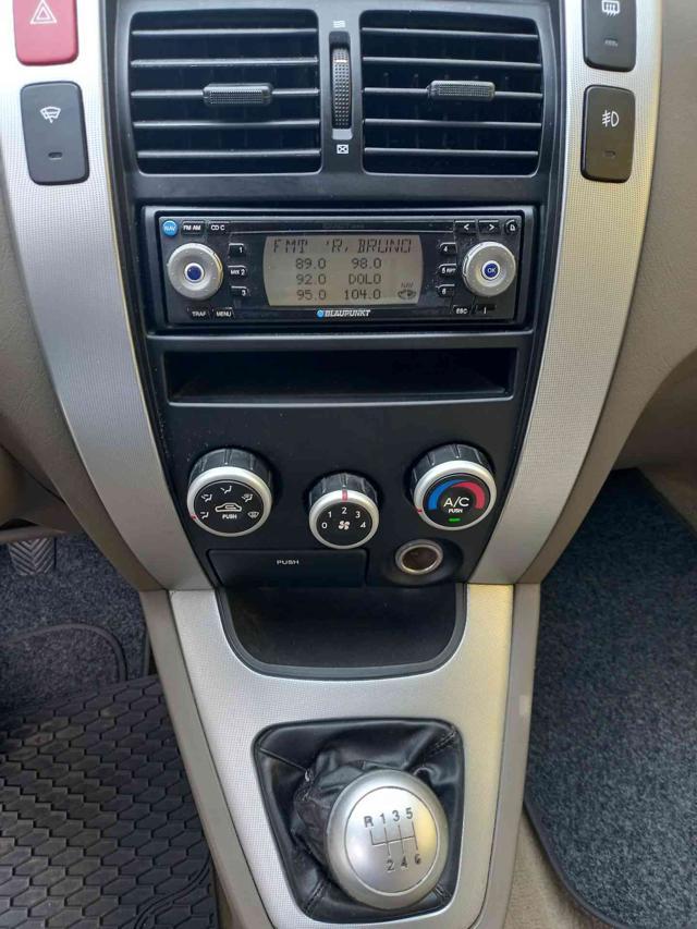 HYUNDAI Tucson 2.0 CRDi VGT Active 4x4 NEOPATENTATI