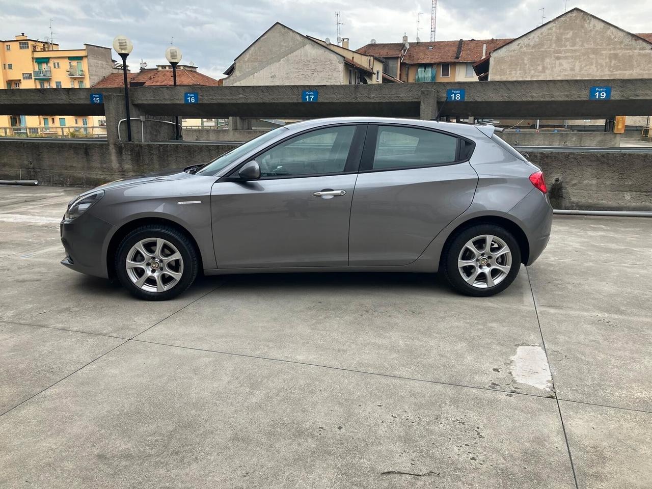 Alfa Romeo Giulietta 1.4 Turbo 120 CV Distinctive