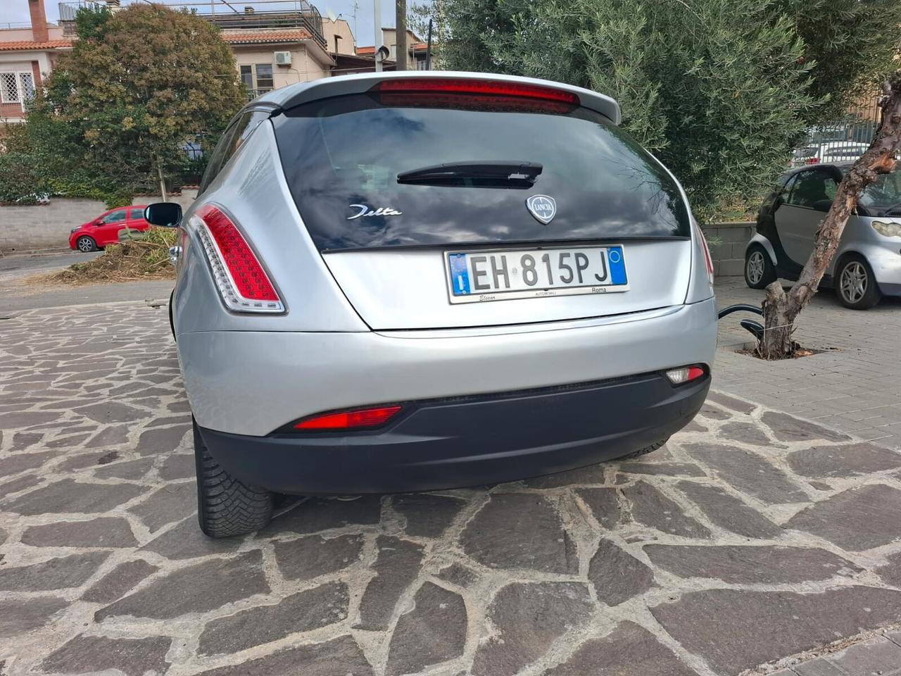 Lancia Delta 1.6 MJT DPF Silver Neopatentati