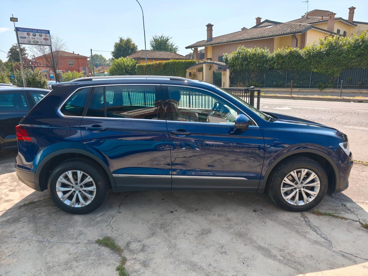 Volkswagen Tiguan 2.0 TDI SCR DSG 4MOTION Business