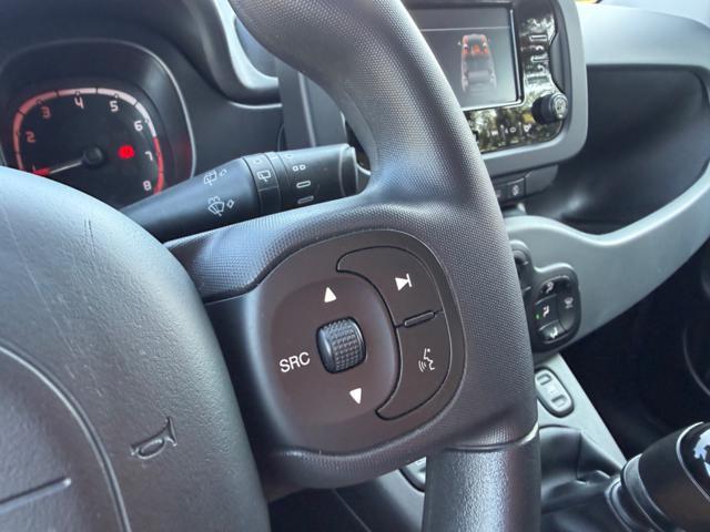 FIAT Panda 1.0 HYBRID CITY LIFE+CLIMATRONIC+SCHERMO+5POSTI