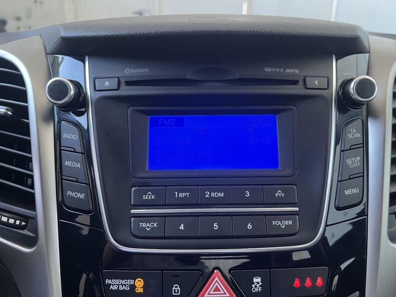 Hyundai i30 i30 5p 1.6 crdi Comfort 110cv auto