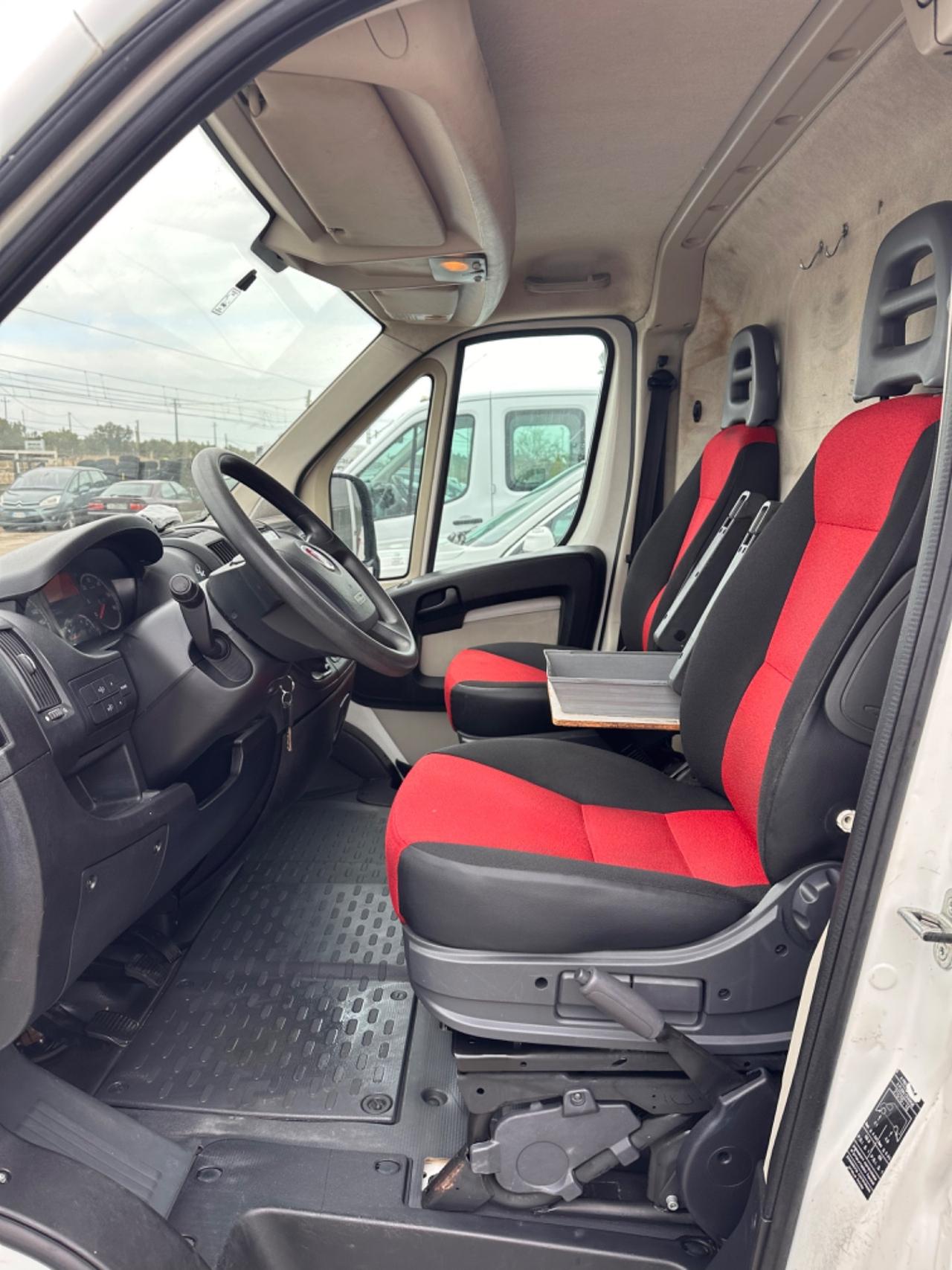 Fiat ducato 33 2.3 mjt 130 cv 2014