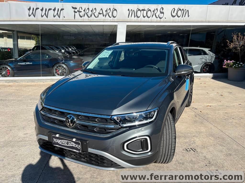 Volkswagen T-Roc 1.0 TSI R-Line Tua a soli 300 Euro al mese IVA ESPOSTA
