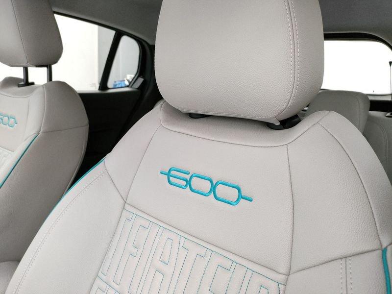 FIAT 600 1.2 Hybrid 100cv La Prima