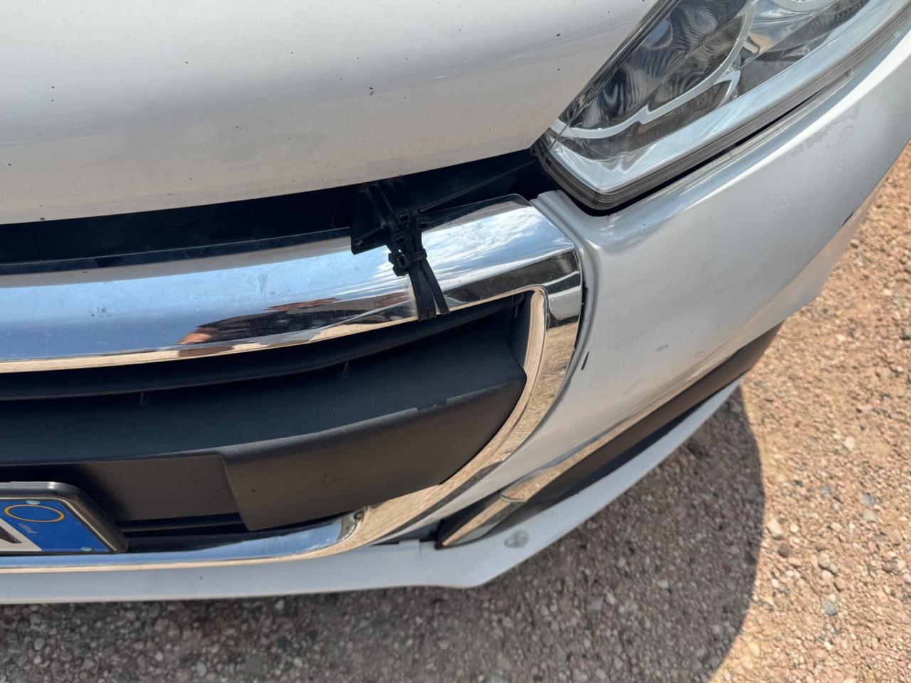 Peugeot 208 1.5Hdi 102cv Van 2 Posti