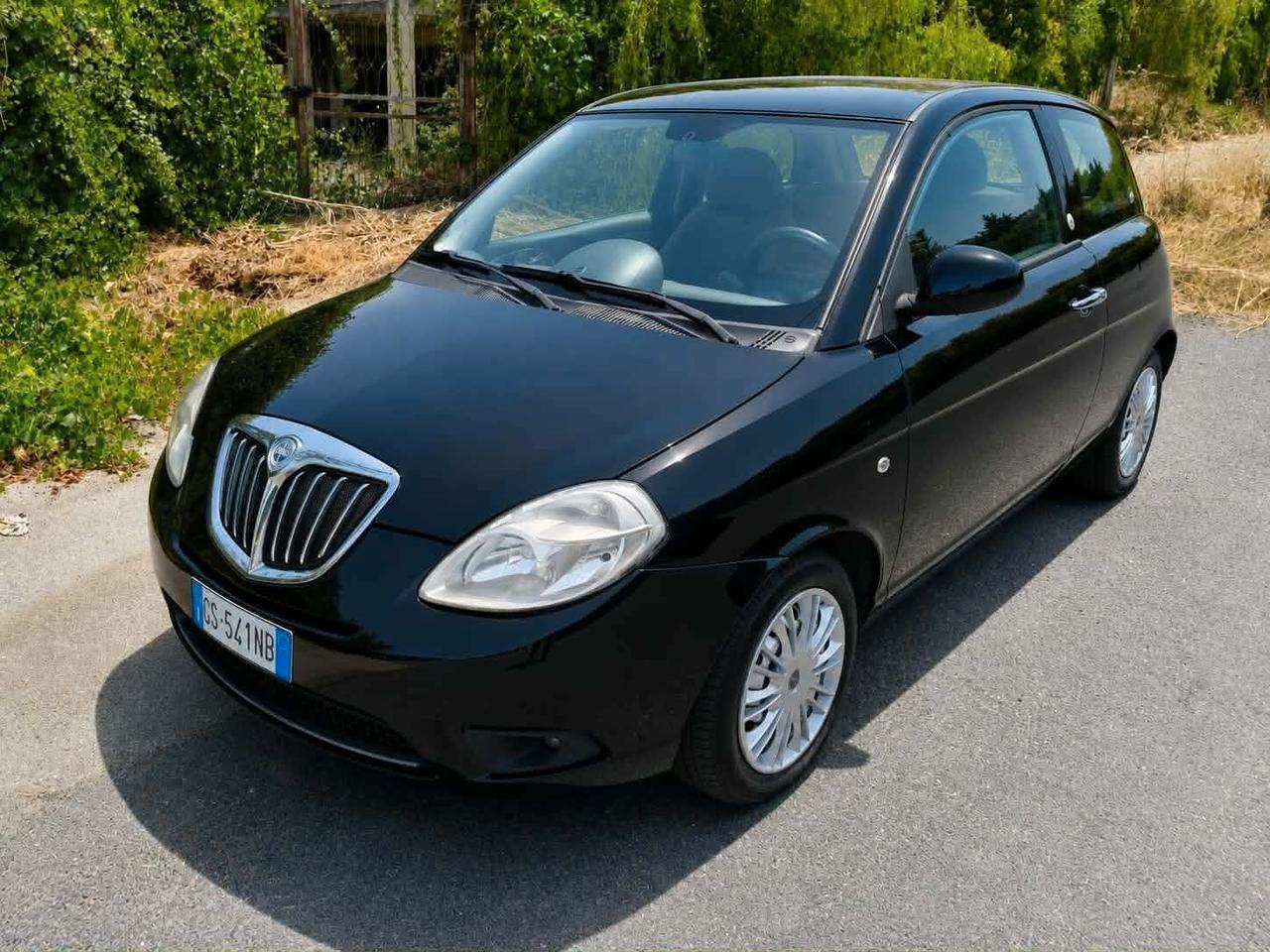 Lancia Ypsilon 1.4 Ecochic GPL - NUOVA