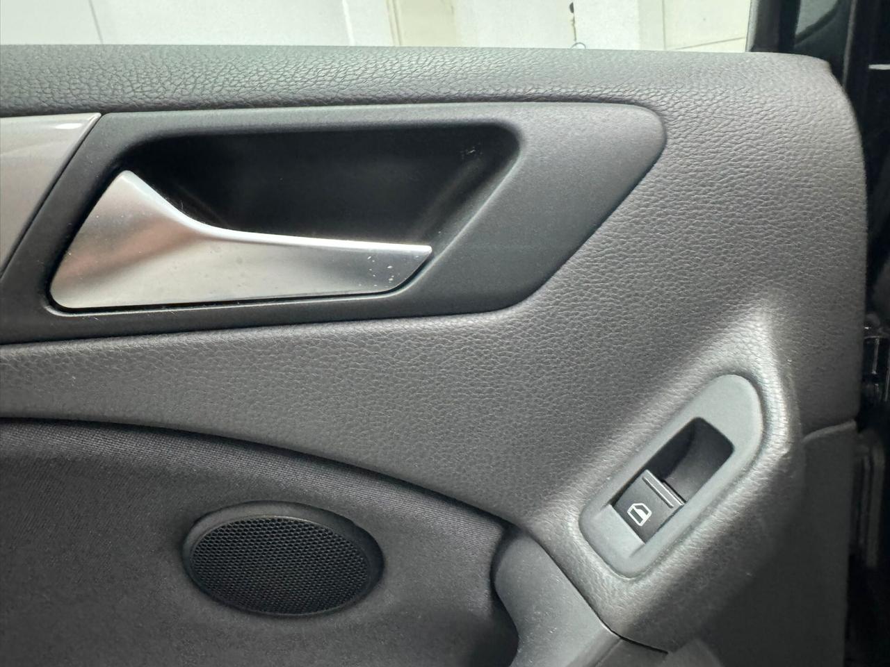 Volkswagen Golf Business 1.6 TDI 5p. Highline