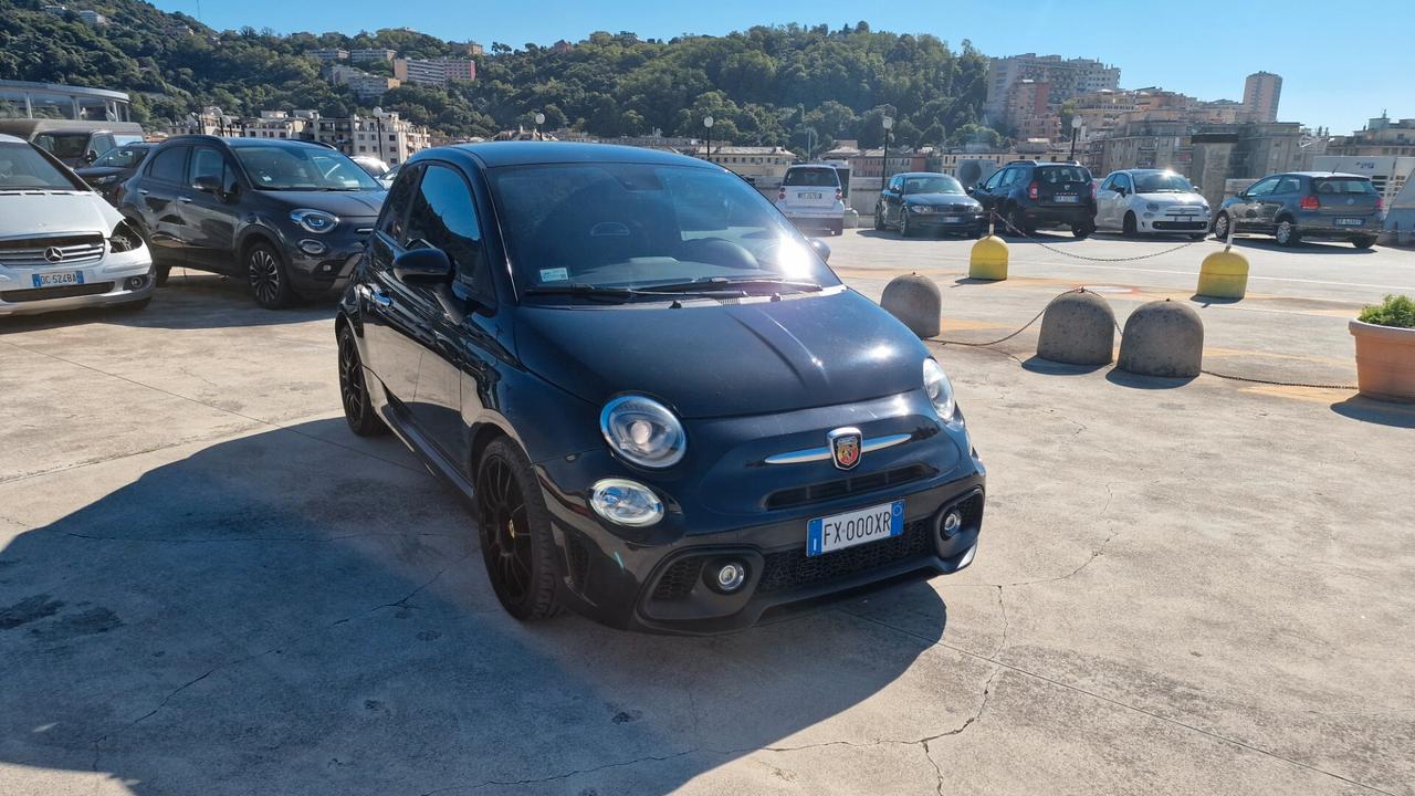 Abarth 595 1.4 Turbo T-Jet 145 CV
