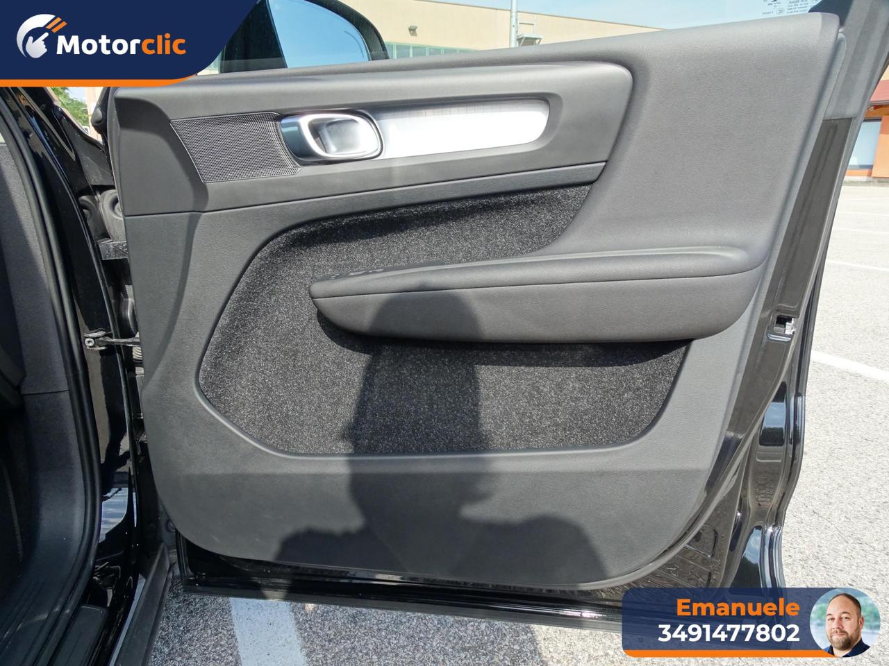 Volvo XC40 1.5 t3 Momentum 163cv my21