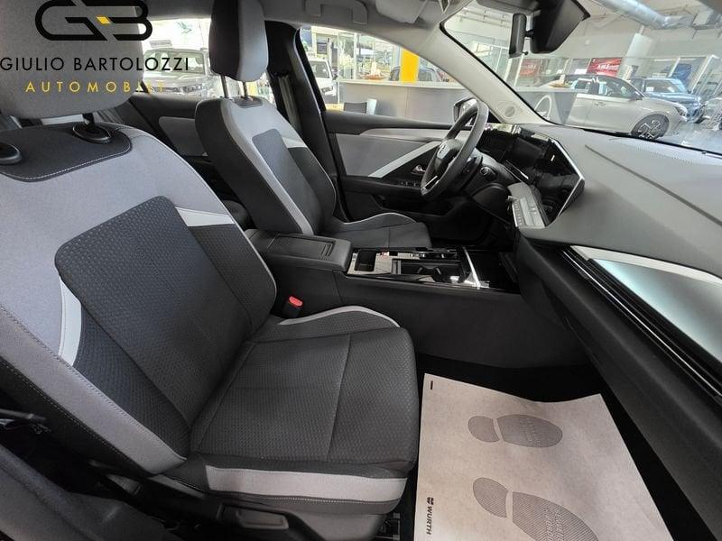 Opel Astra 1.2 Turbo 130cv Edition AT8