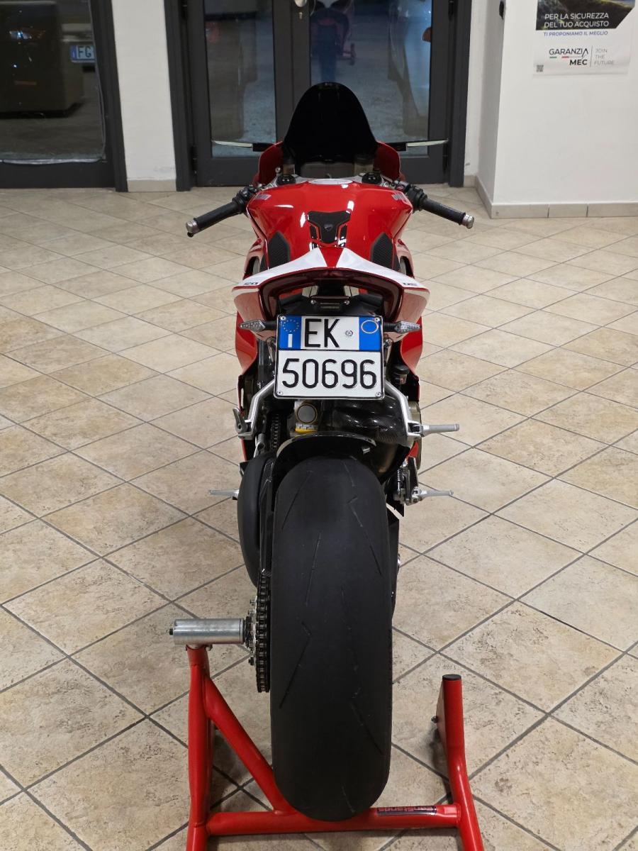 DUCATI PANIGALE V4 CON SCARICO DESMO OK