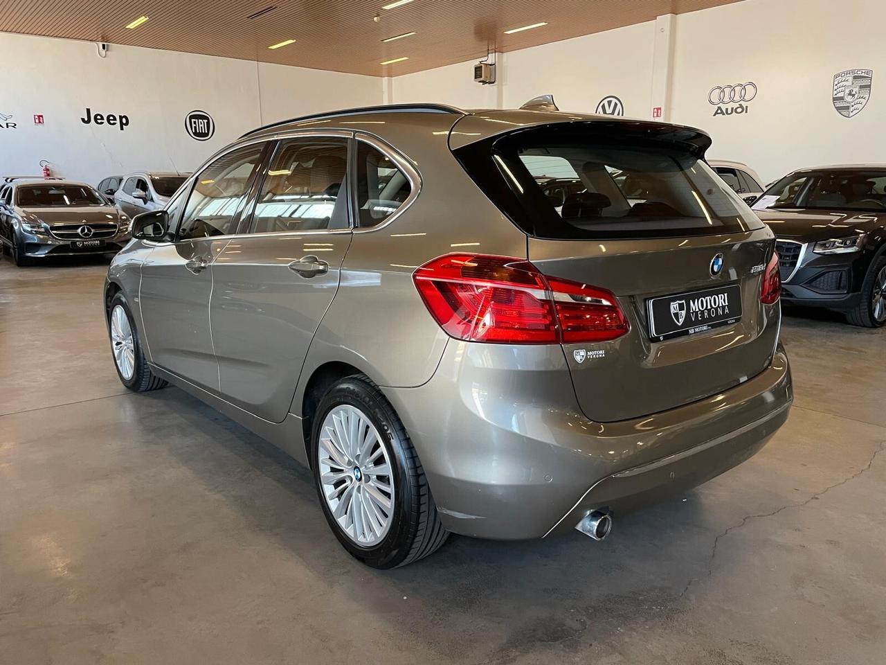 Bmw 2er Active Tourer 218d Luxury