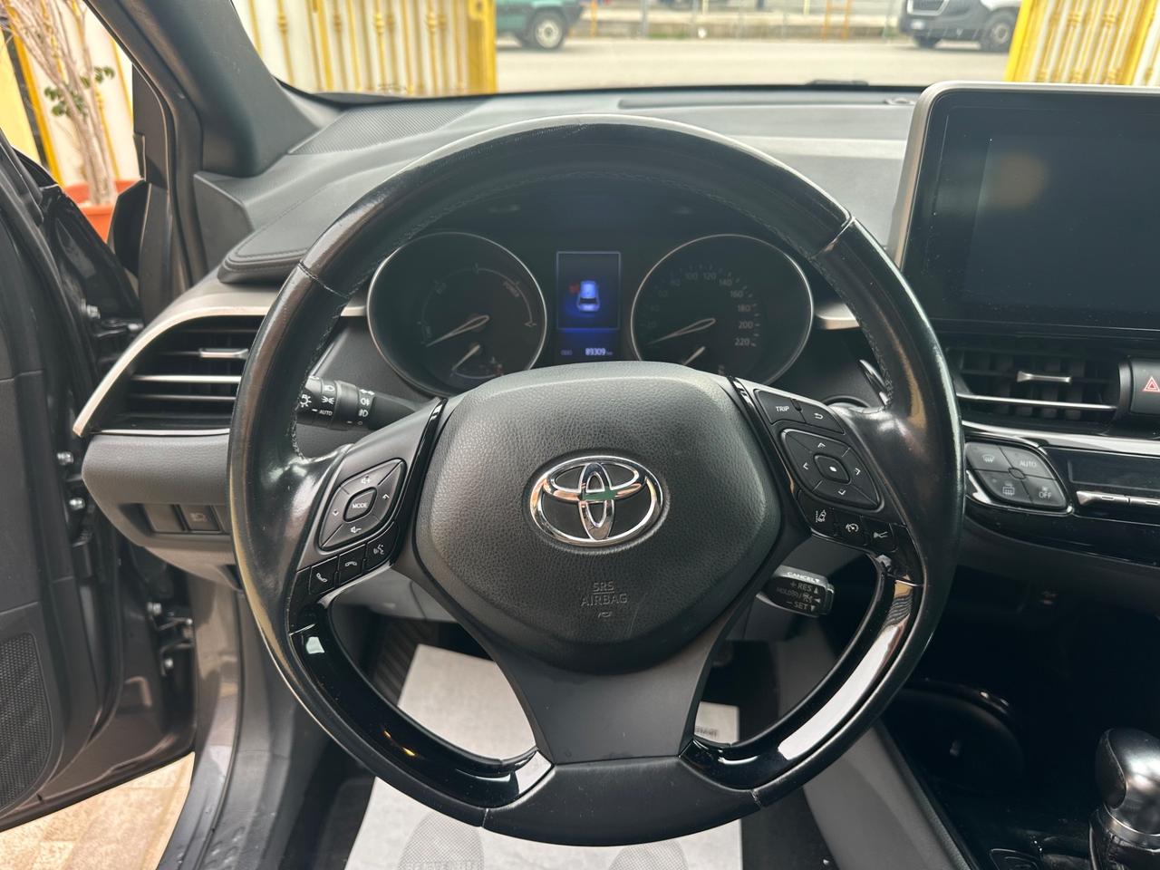 Toyota C-HR 1.8 Hybrid E-CVT Style 2018