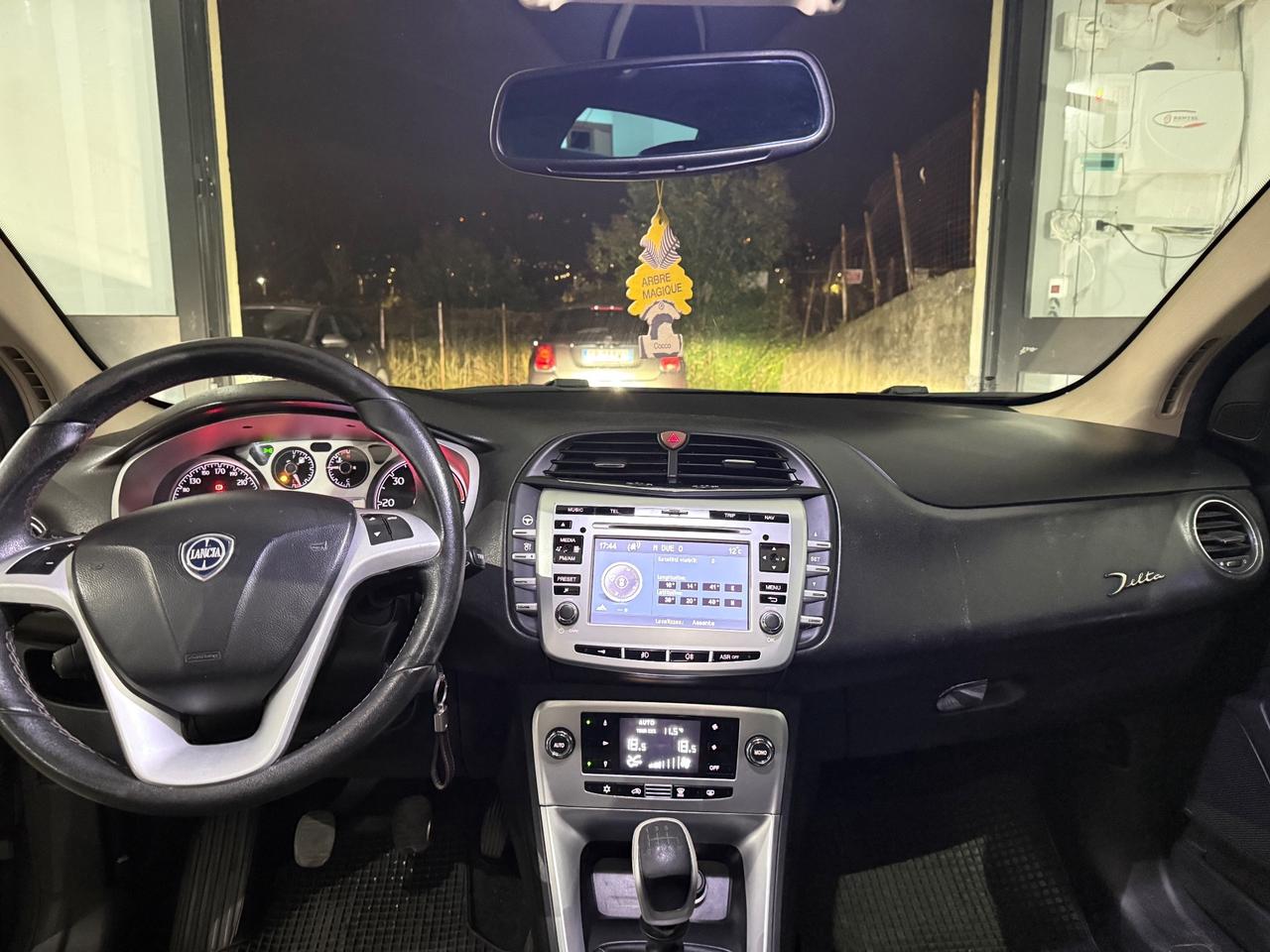 Lancia Delta 1.6 MJT DPF Platino