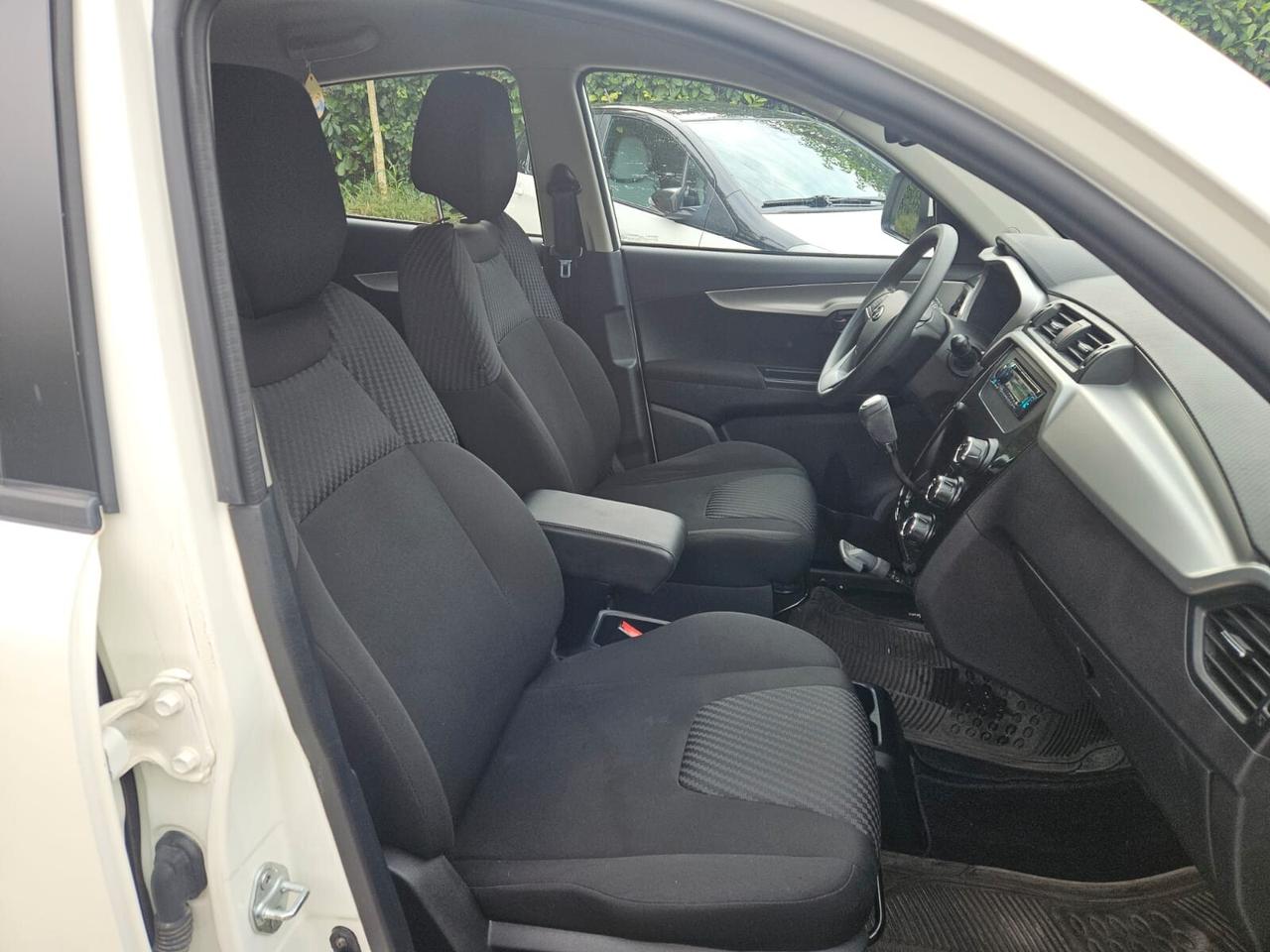 Mahindra KUV100 1.2 VVT K6+