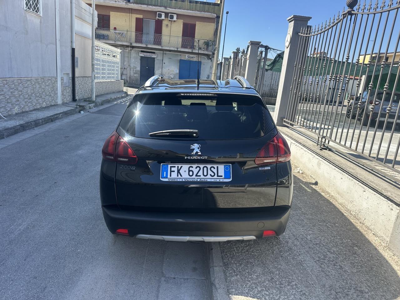 Peugeot 2008 1.2 Benzina 110 Cv Allure 2017 Km 120