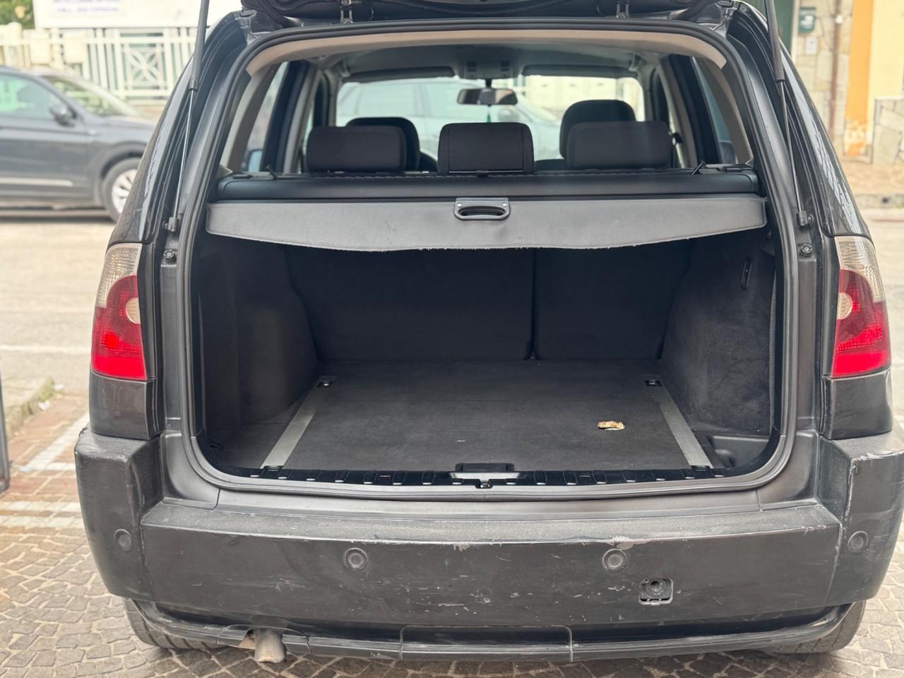 Bmw X3 2.0d cat Futura