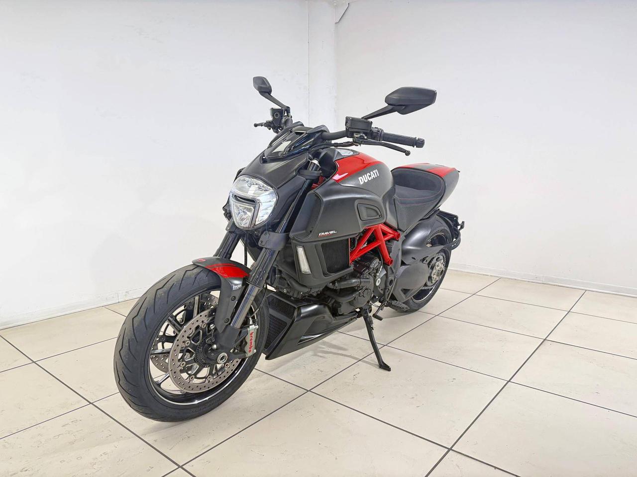 DUCATI Diavel 1199 Dark