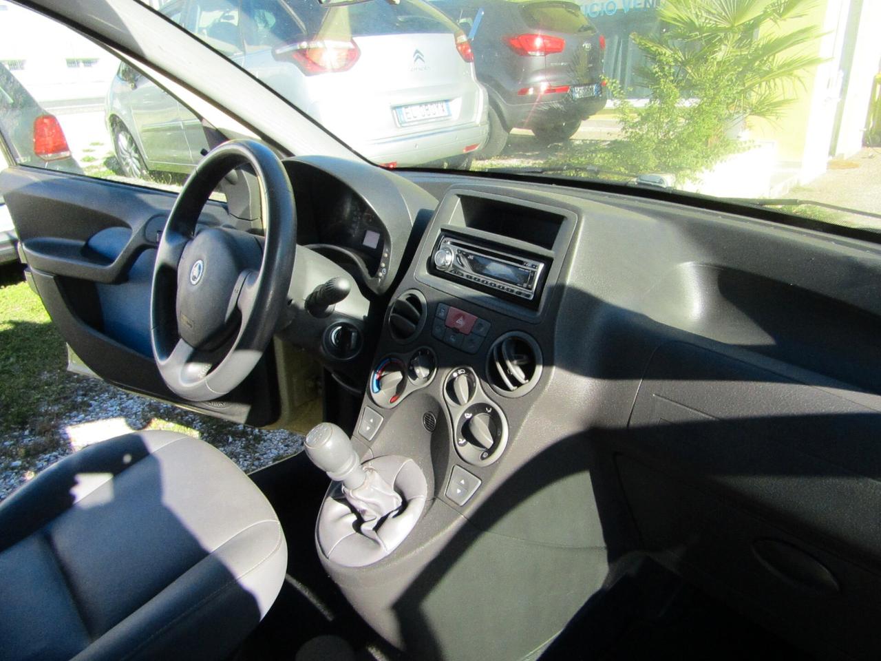 Fiat Panda 1.2 4x4 con GANCIO Traino