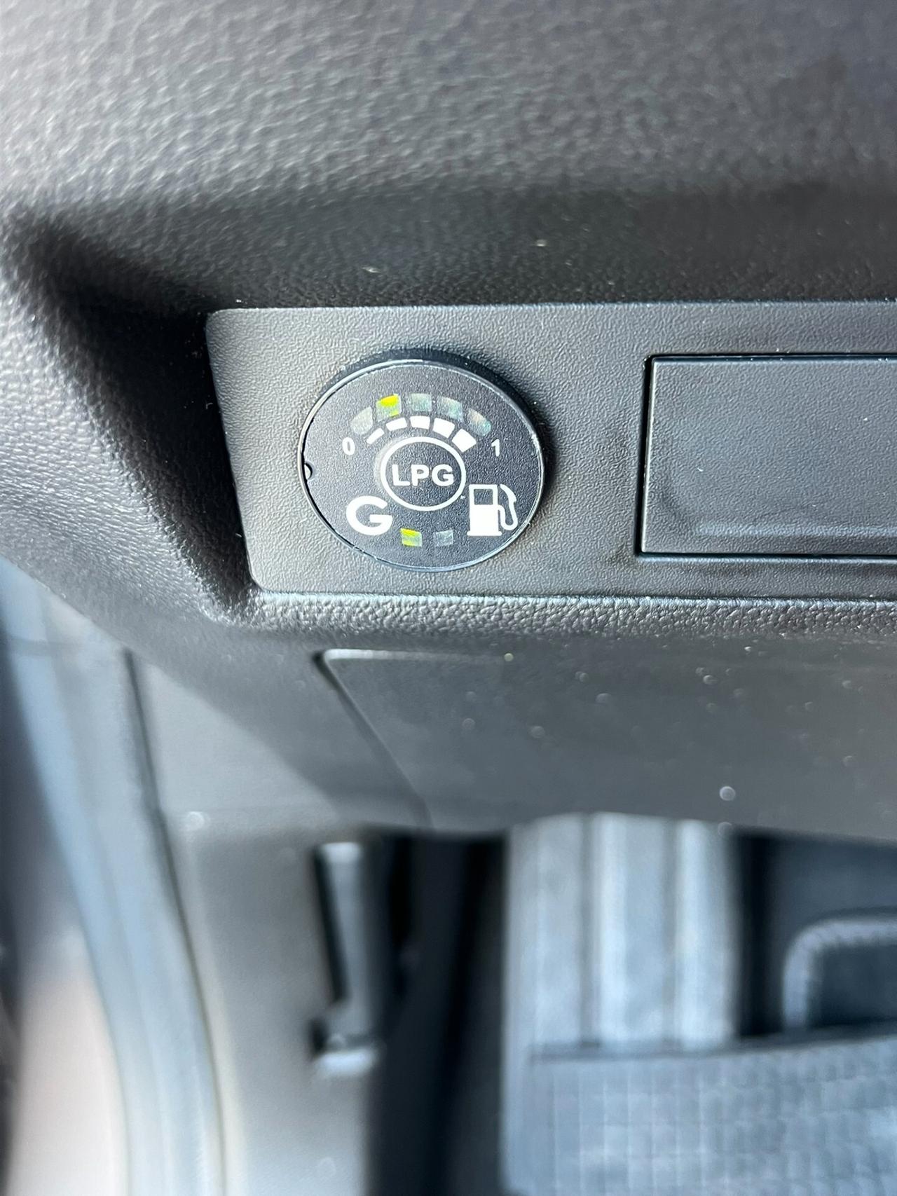 Captur GPL 55.950 KM