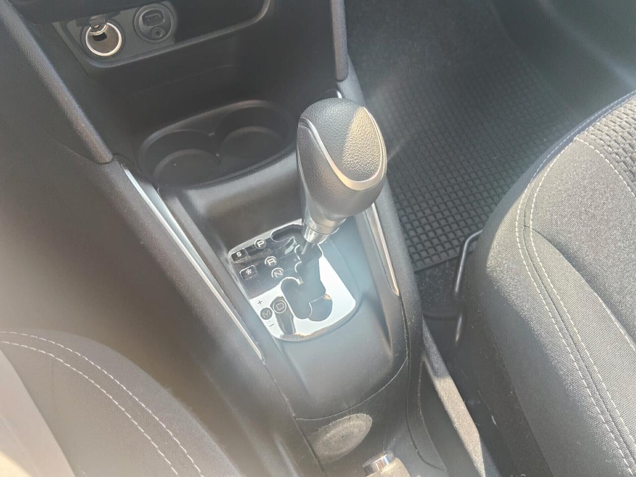 Peugeot 208 PureTech Turbo 110 EAT6 S&S 5 porte Allure automatica