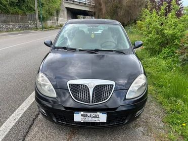 Lancia Ypsilon 1.2 BENZINA 80CV Oro