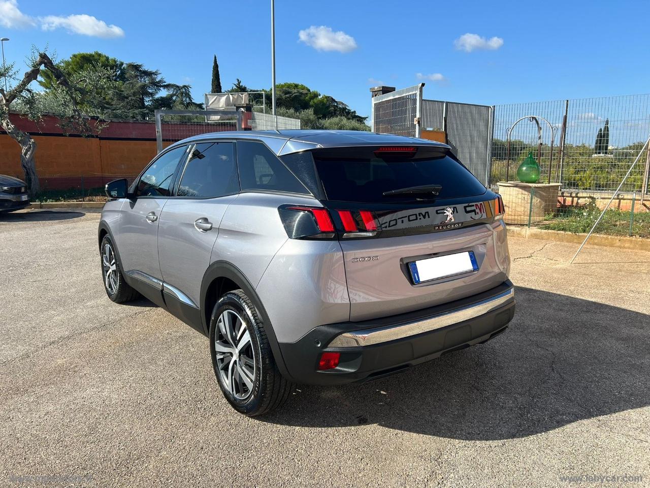 PEUGEOT 3008 ALLURE EAT8 1.5 BLUEHDI 130CV AUTOMATICA IVA ESPOSTA