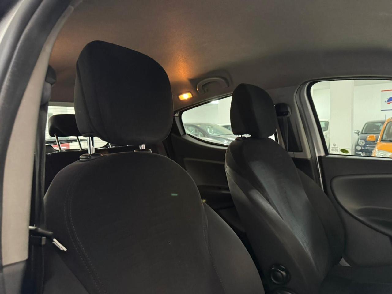 Lancia Ypsilon 1.3 MJT 16V 95 CV 5 porte S&S Gold