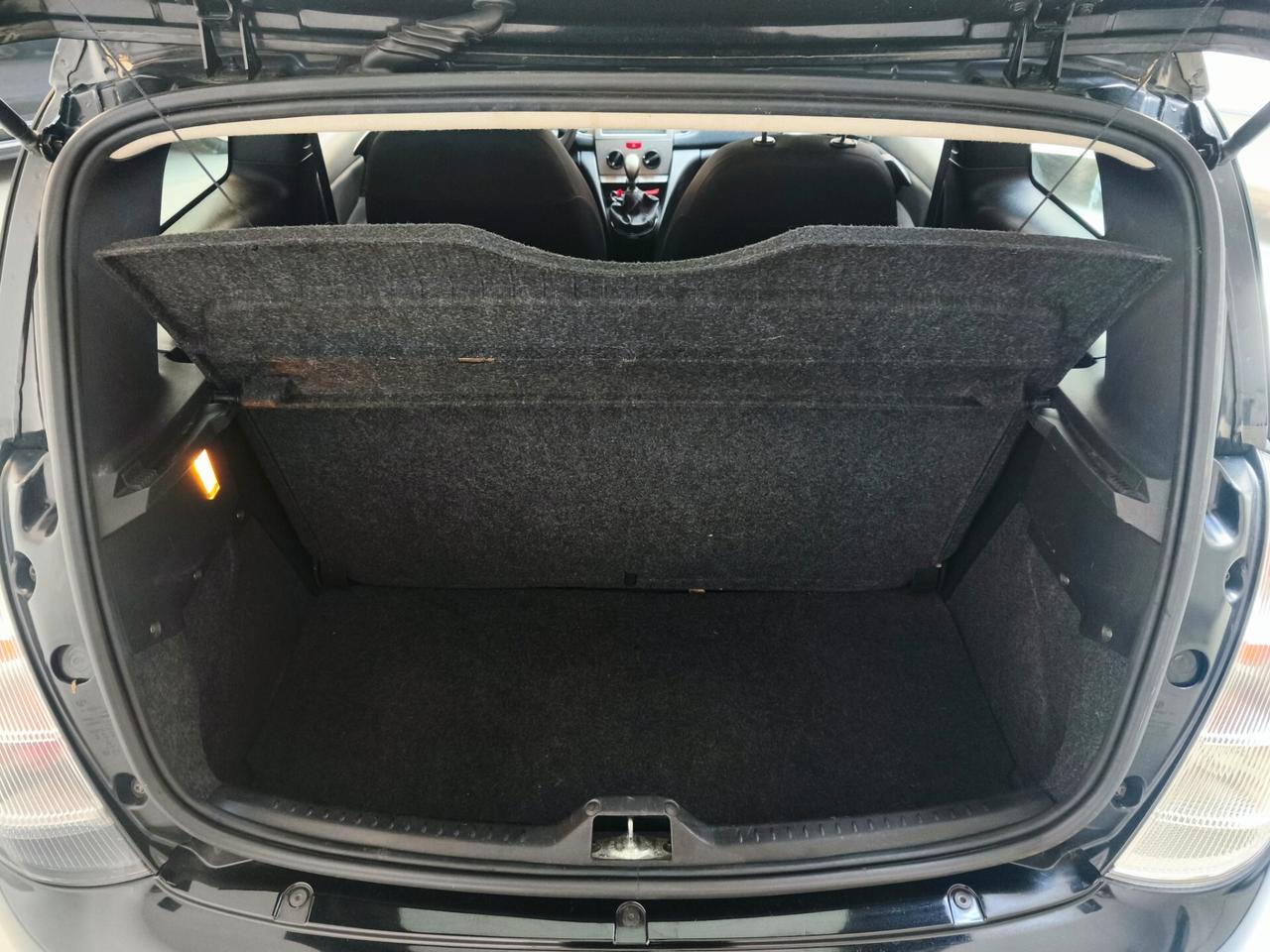 Lancia Ypsilon 1.2 69 CV Diva
