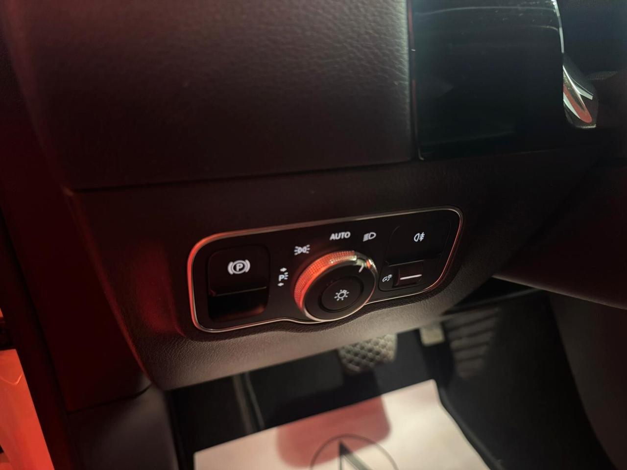 Mercedes-benz B 180 d Automatic Sport