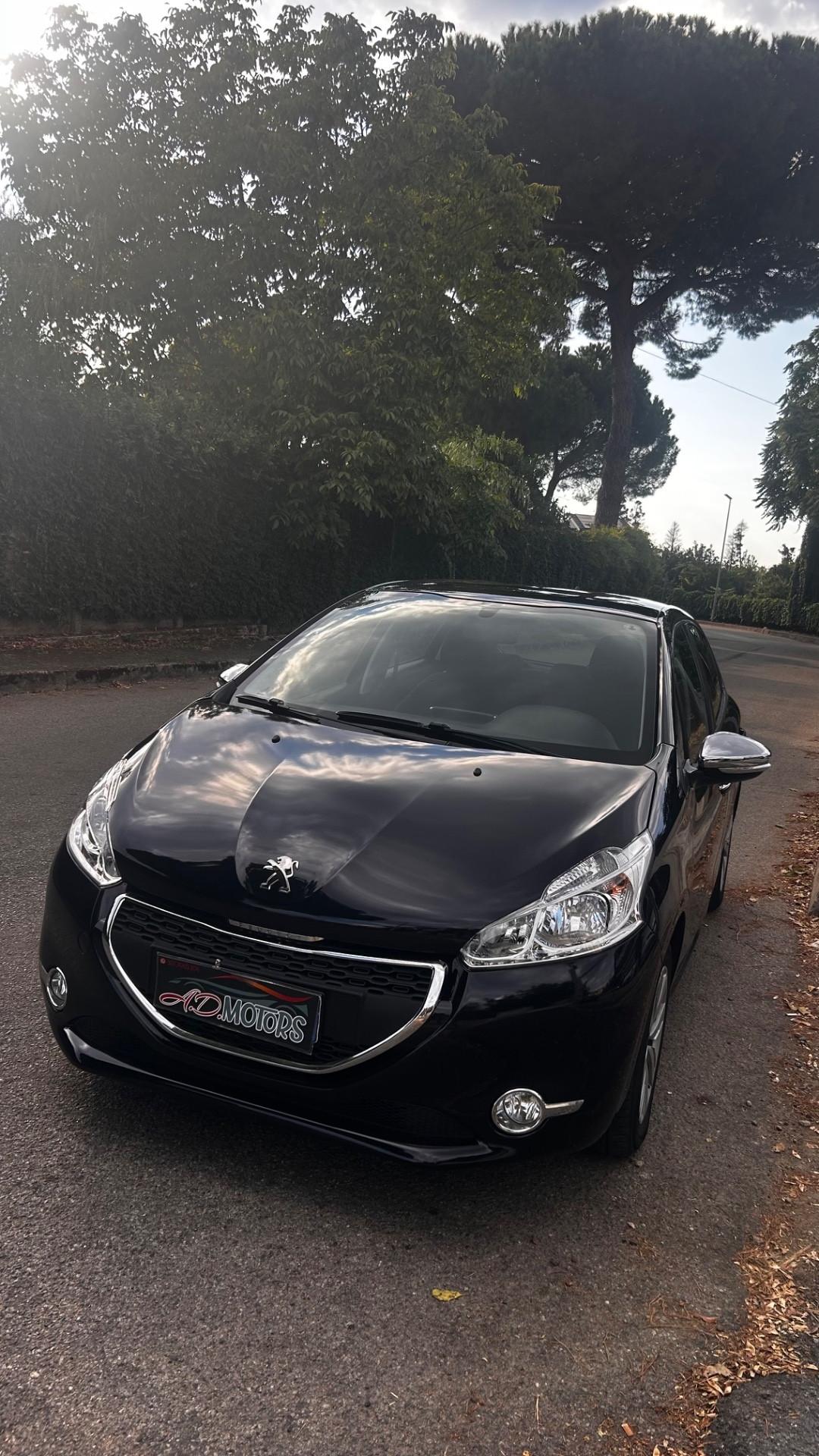 Peugeot 208 1.4 HDi 68 CV 5 porte Allure