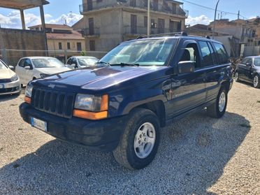 Jeep Cherokee 2.5 TD 5 p. Command-Trac Sport Rubic