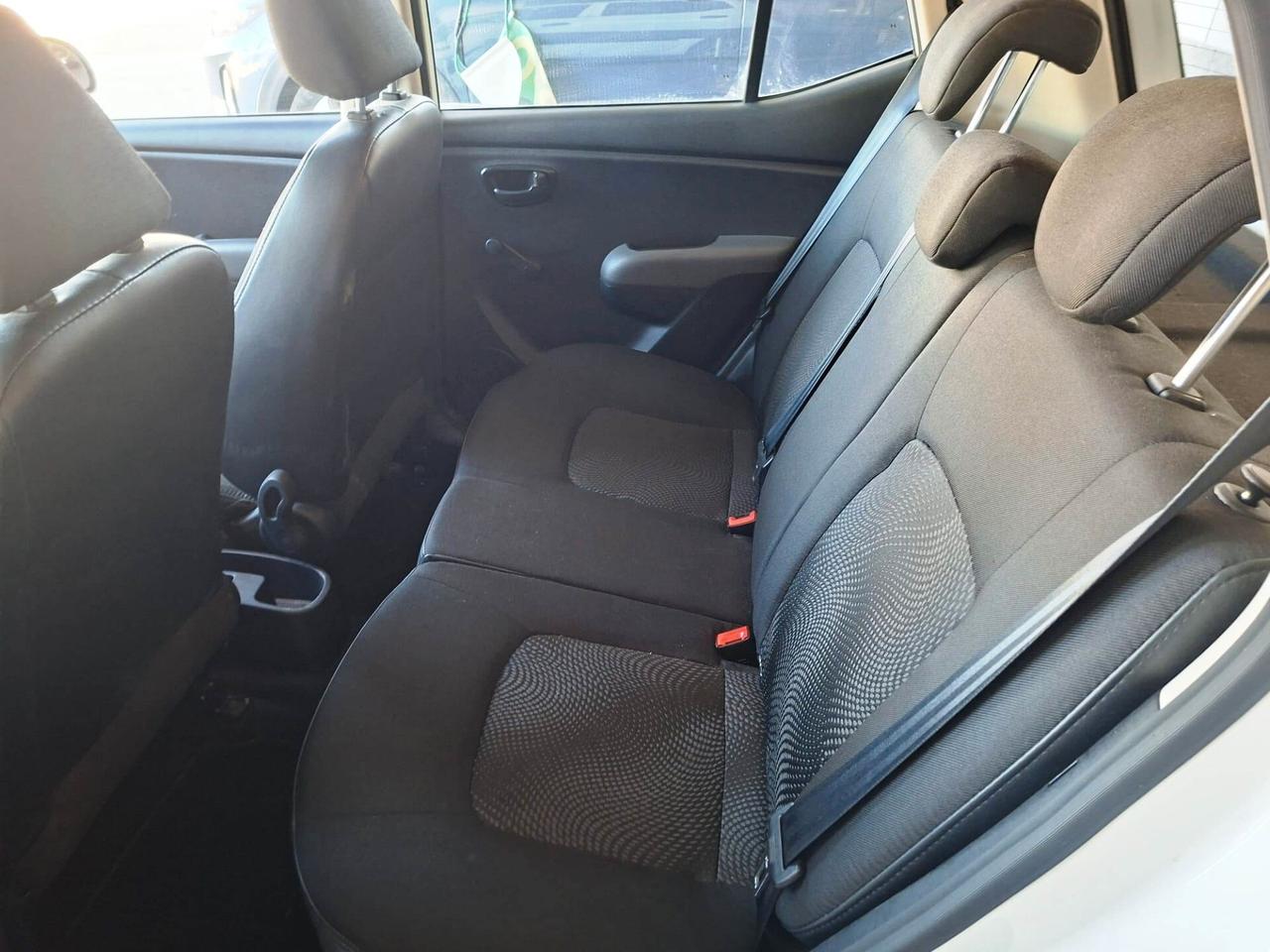 Hyundai i10 UNICO PROPRIETARIO