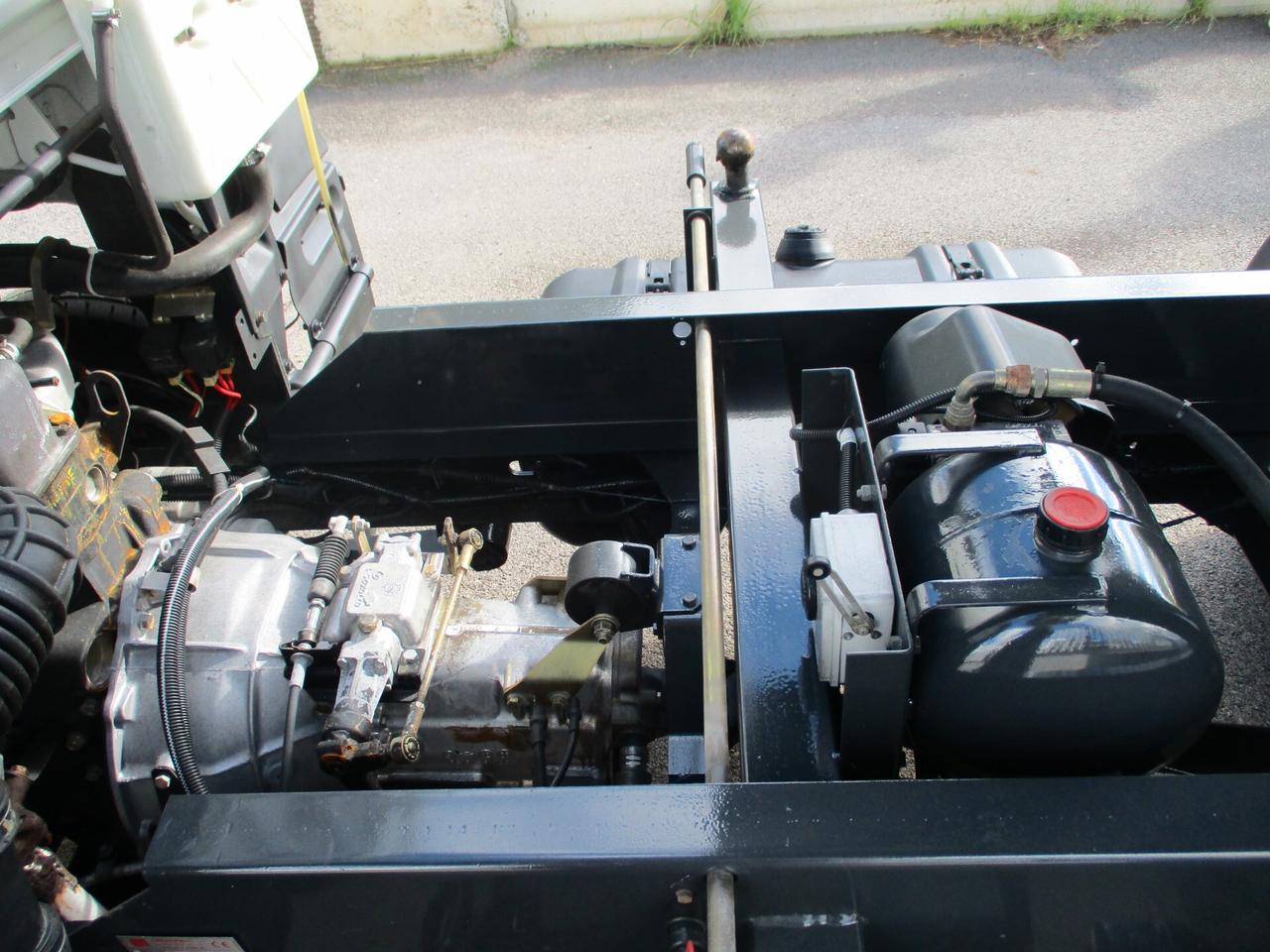 Nissan Cabstar 3000 120CV RIBALTBILE TRILATERALE **PERFETTO**