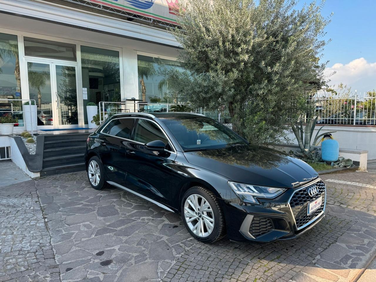 Audi A3 Sedan 30 TDI S line edition