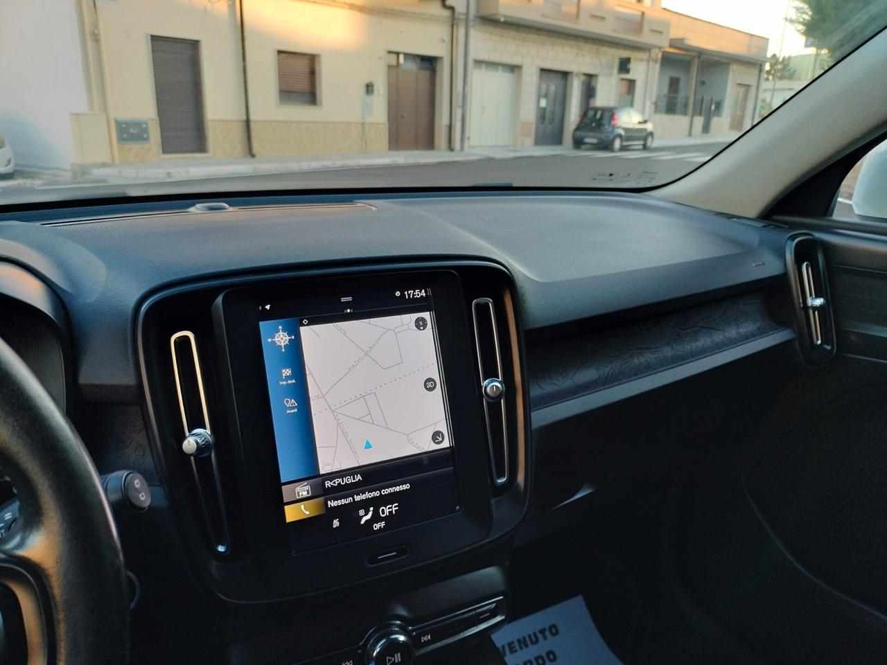 Volvo XC40 D3 AWD Geartronic Momentum