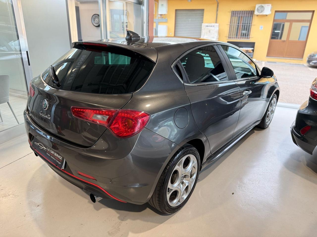 Alfa Romeo Giulietta 2.0 JTDm-2 140 CV Exclusive