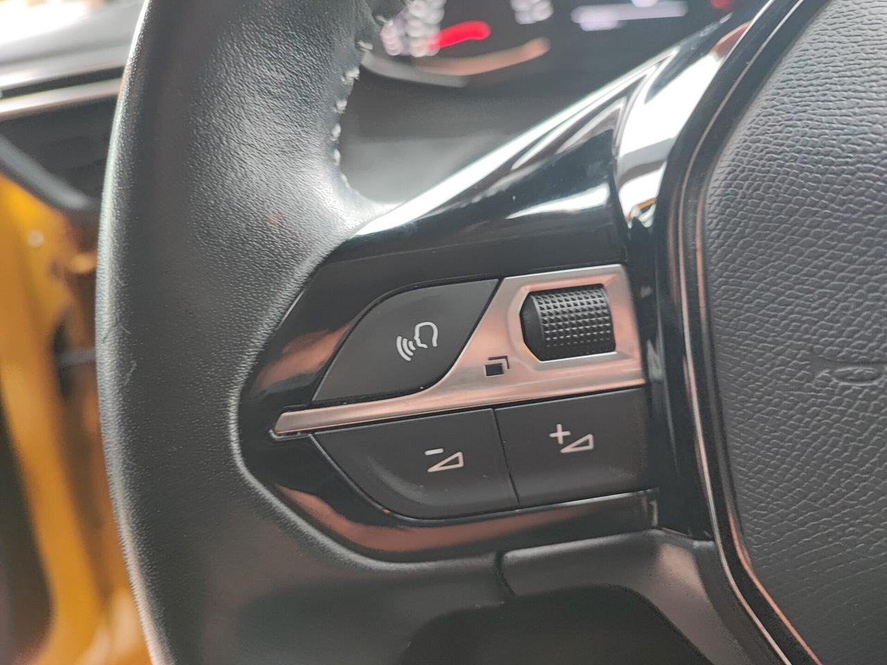 Peugeot 208 PureTech 75 Stop&Start 5 porte Allure Pack
