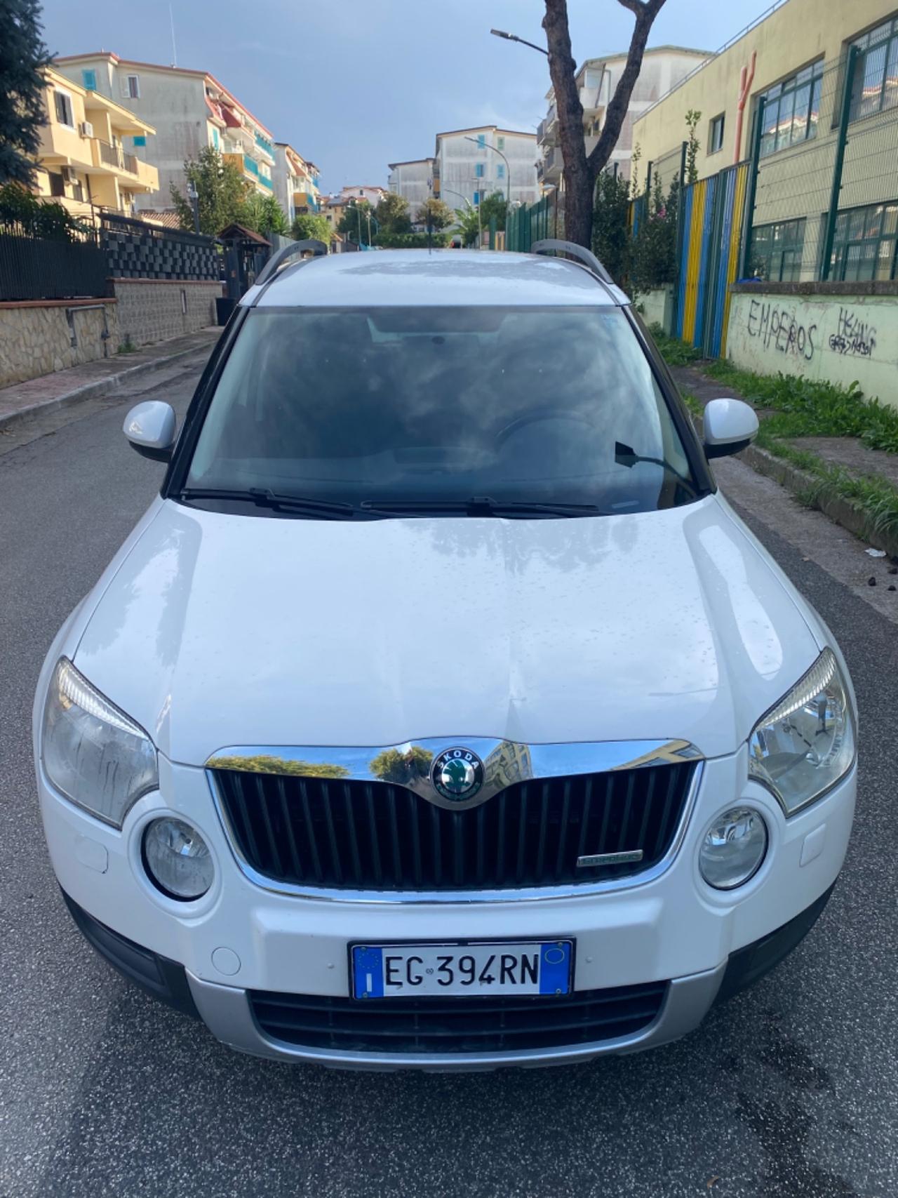 Skoda Yeti 1.6 TDI 2011 Full Optional TAGLIANDATA