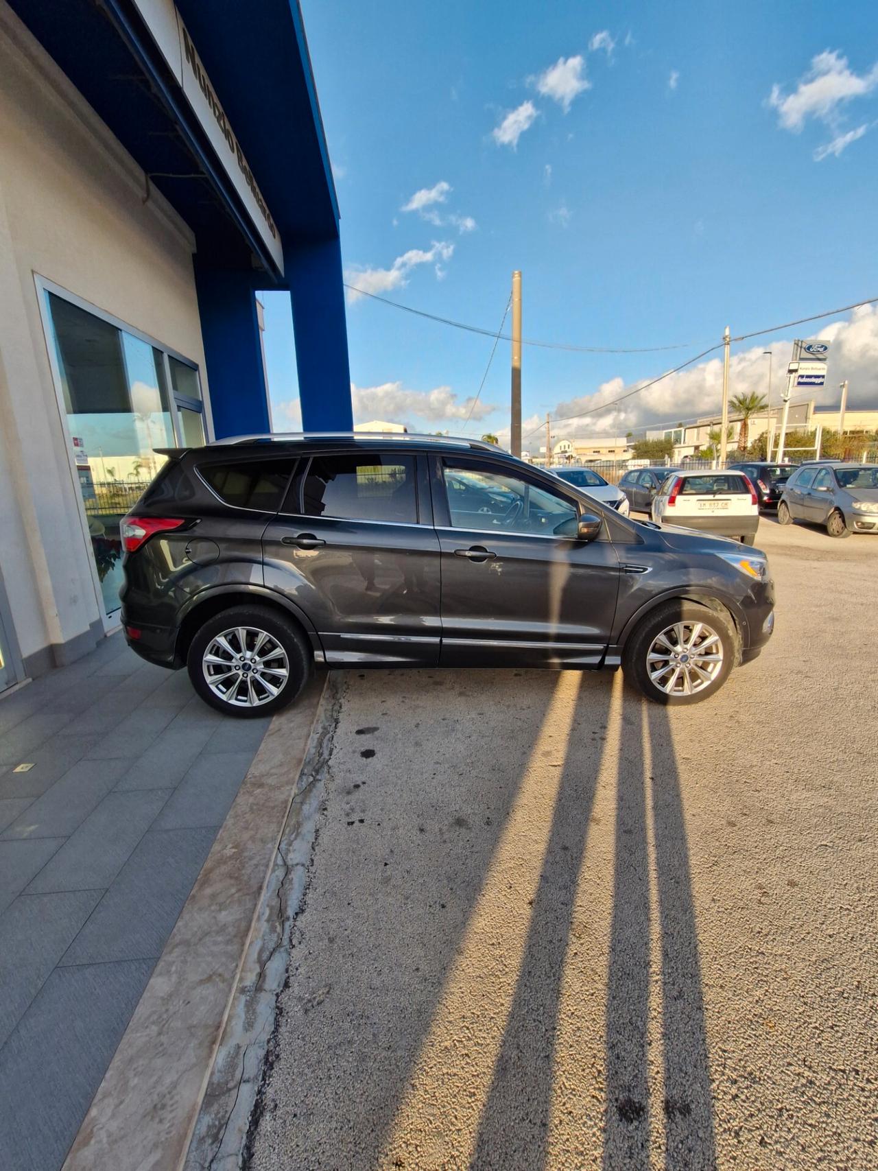 Ford Kuga 2.0 TDCI 150 CV S&S 4WD Powershift Vignale