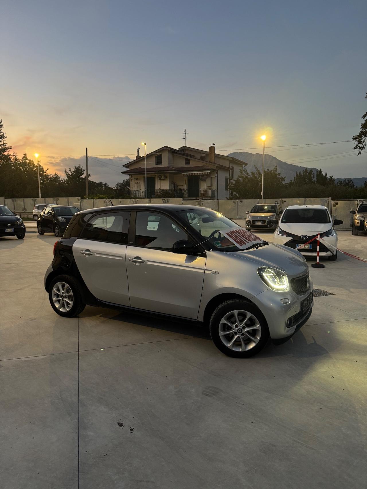 Smart Forfour AUTOMATICA 1.0 70Cv- 50.000km