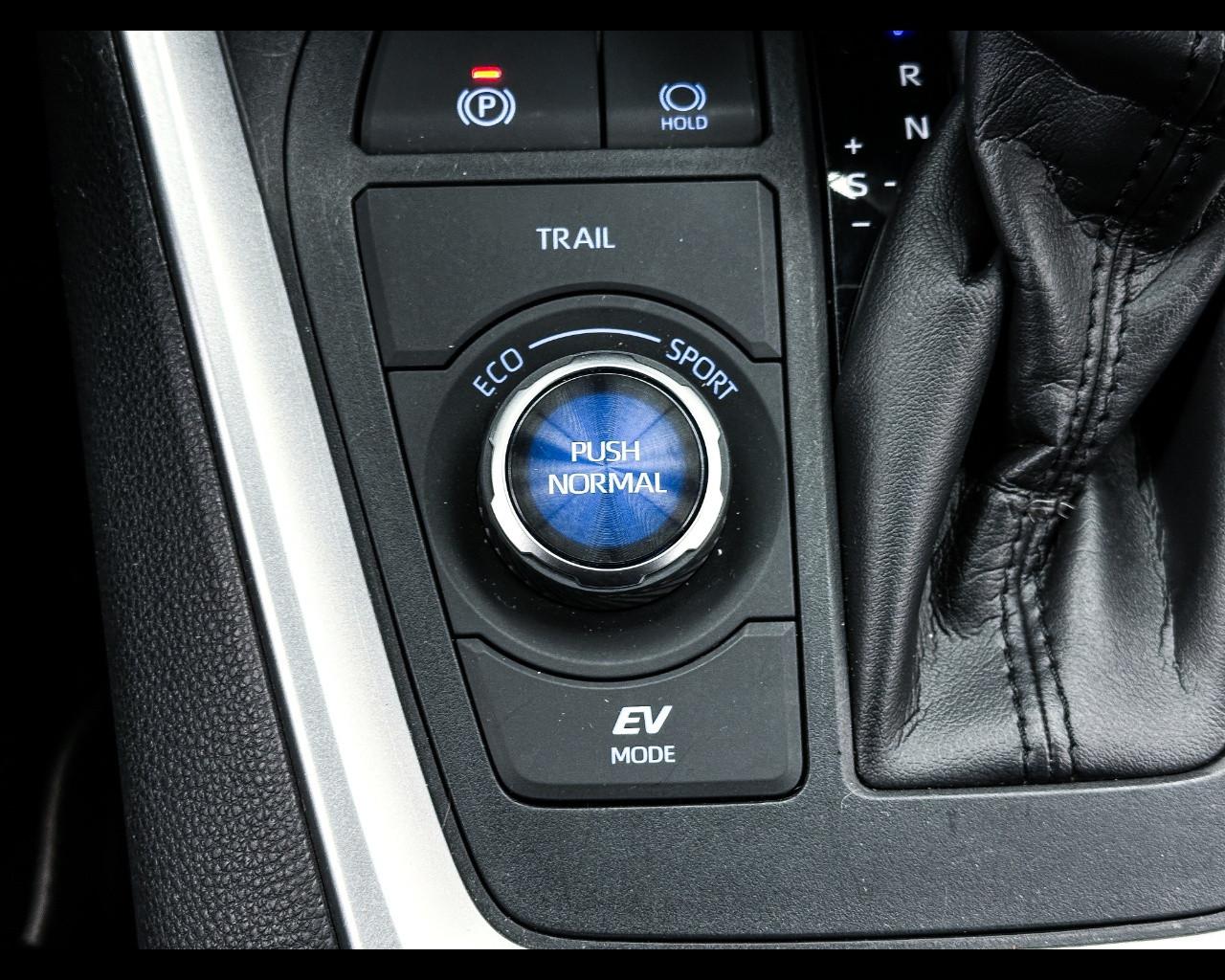 TOYOTA RAV4 2.5 HV (222CV) E-CVT AWD-i Style