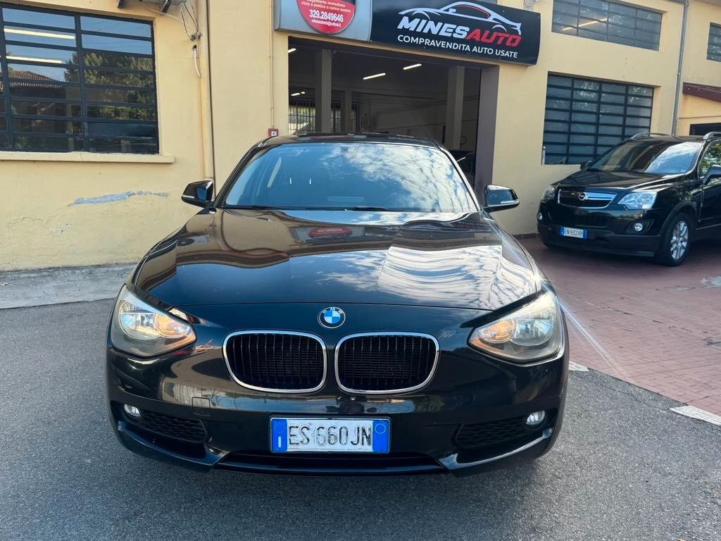 Bmw 118 2.0 2013 d 5p. Unique