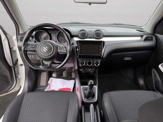 SUZUKI Swift 1.2 Hybrid Top