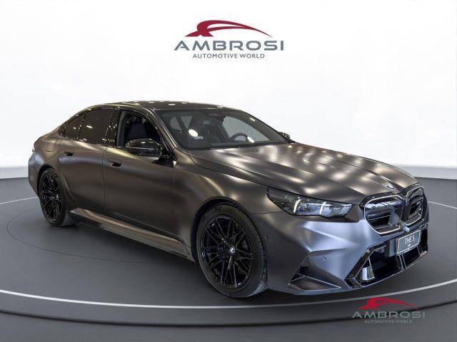 BMW M5 Berlina Comfort Package
