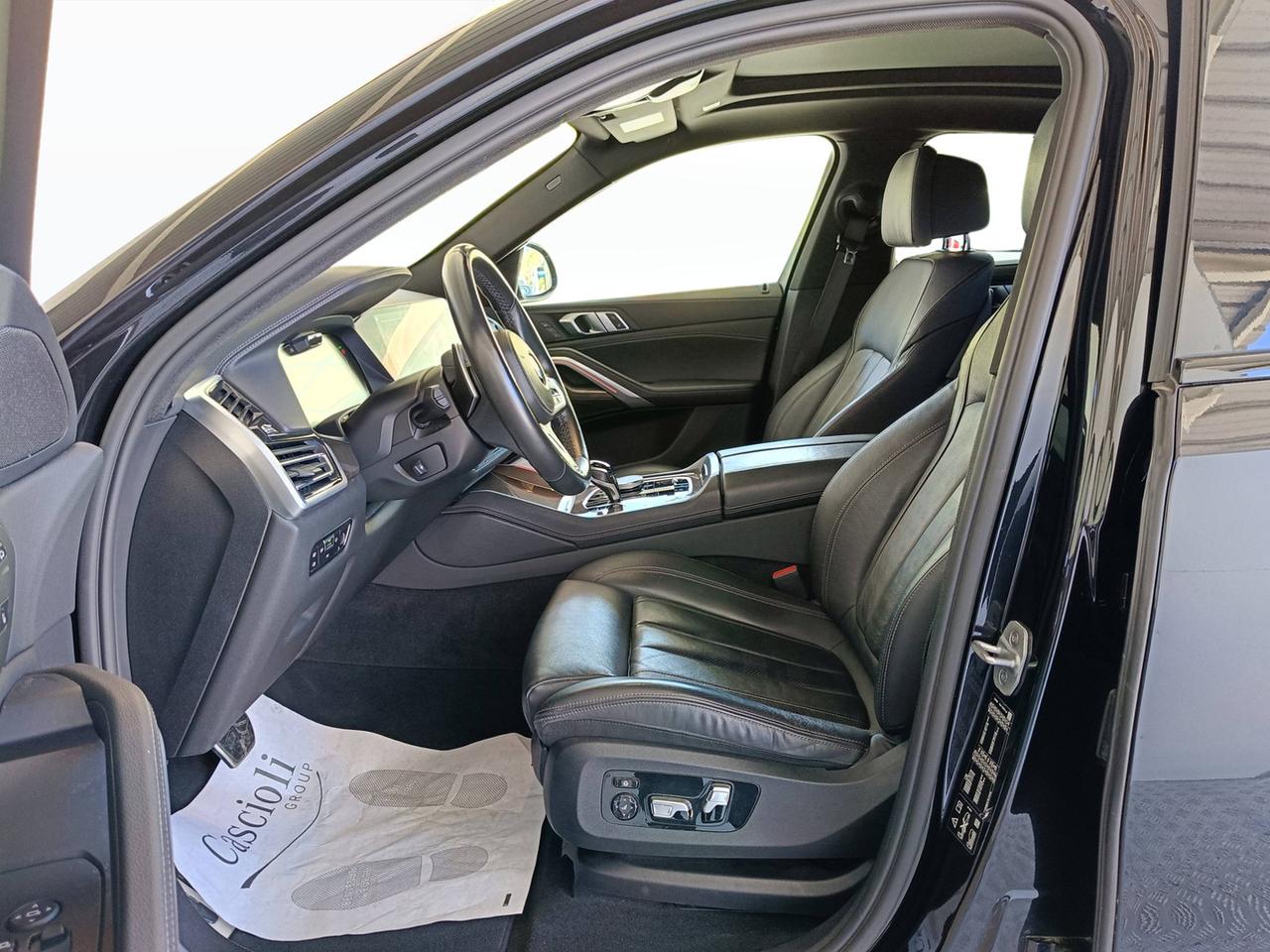 BMW X6 G06 - X6 xdrive40d mhev 48V Msport auto